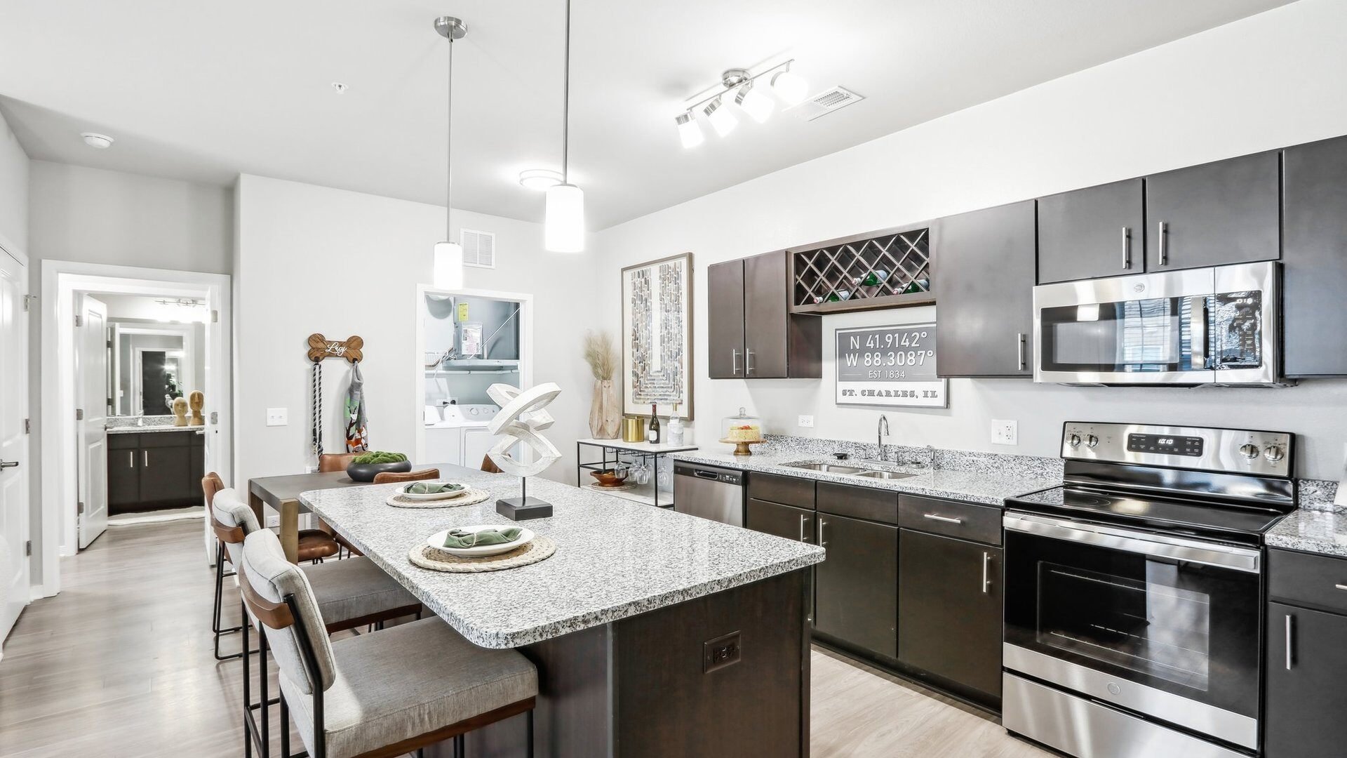 Photos of Springs at St. Charles in St. Charles, IL